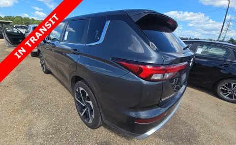 More photos of 2024 Mitsubishi Outlander SE at Auto Boutique Texas, TX