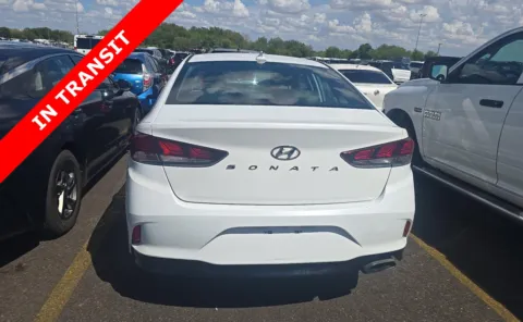 More photos of 2019 Hyundai Sonata SE at Auto Boutique Texas, TX
