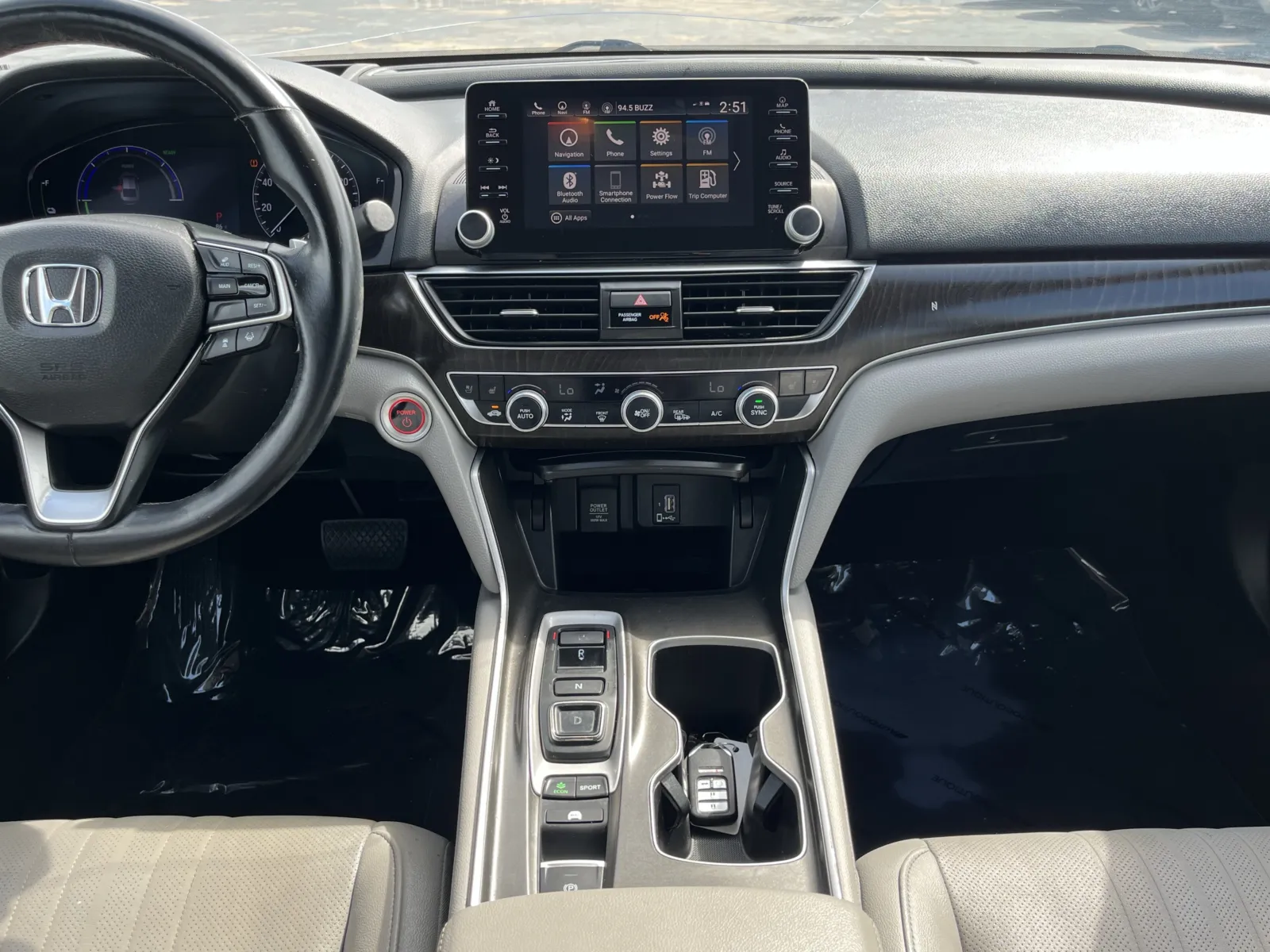 Honda Accord photo 24