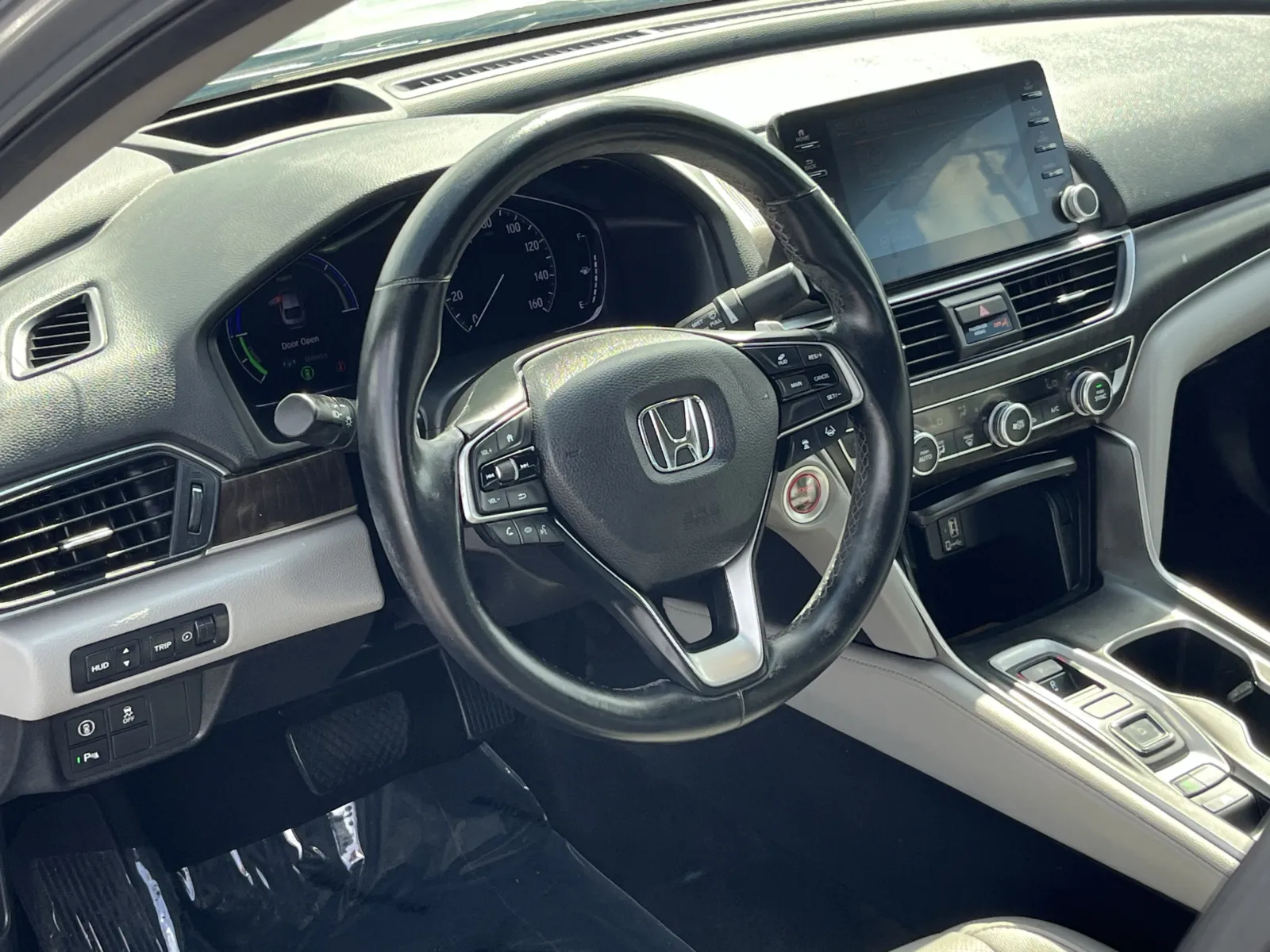 Honda Accord photo 15