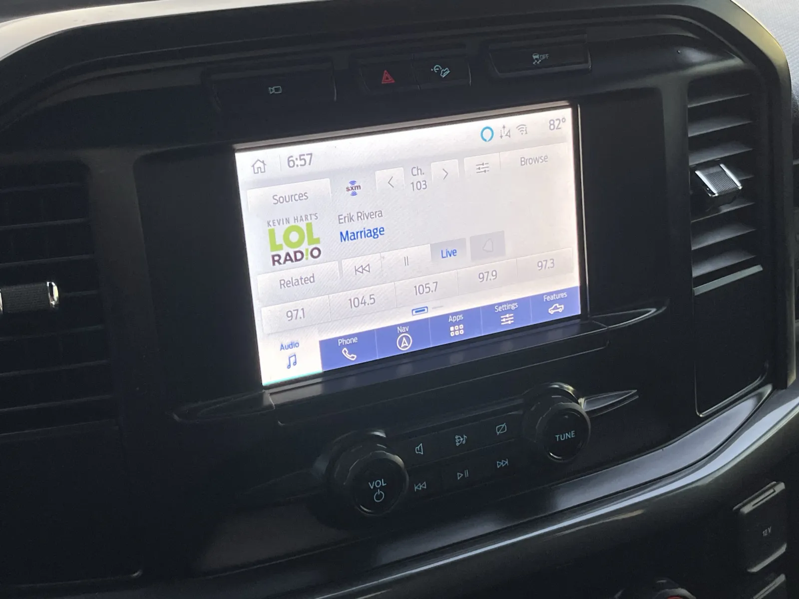 Ford F-150 photo 6