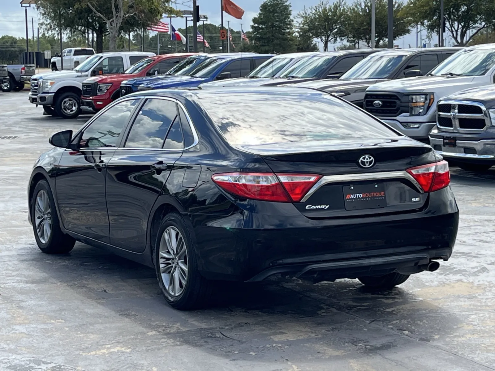 Toyota Camry photo 8
