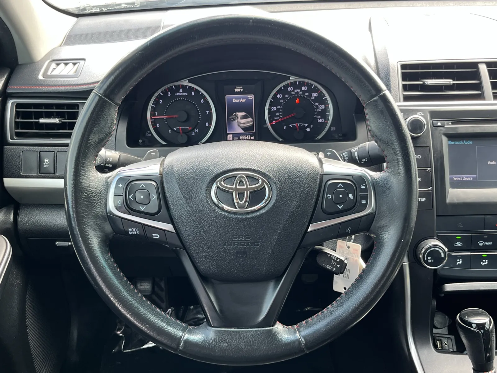 Toyota Camry photo 15