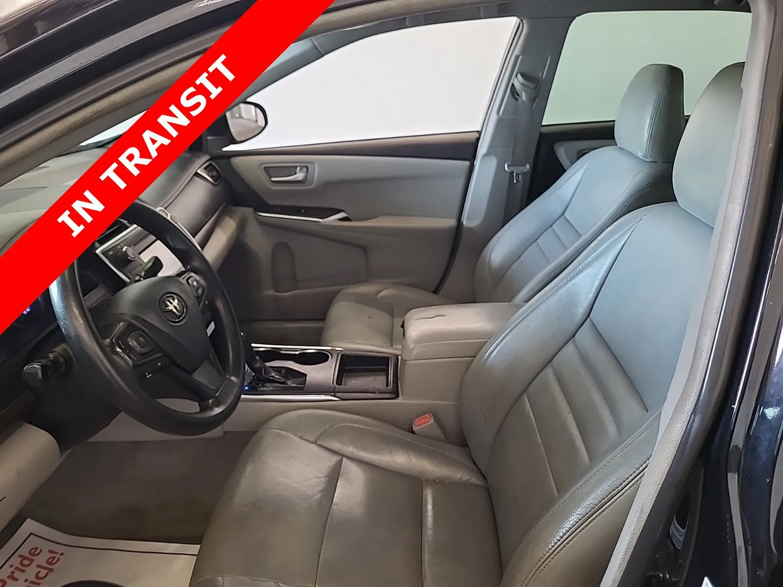 Toyota Camry photo 5