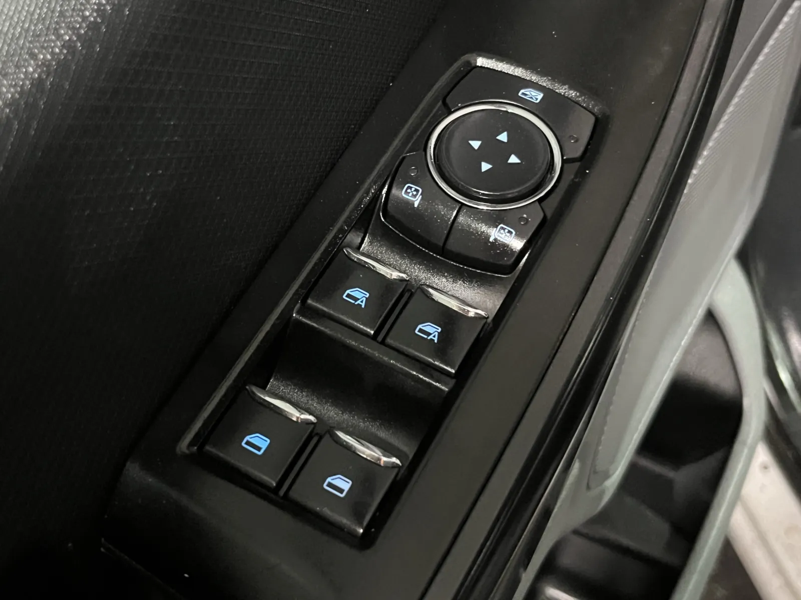Ford F-150 photo 22