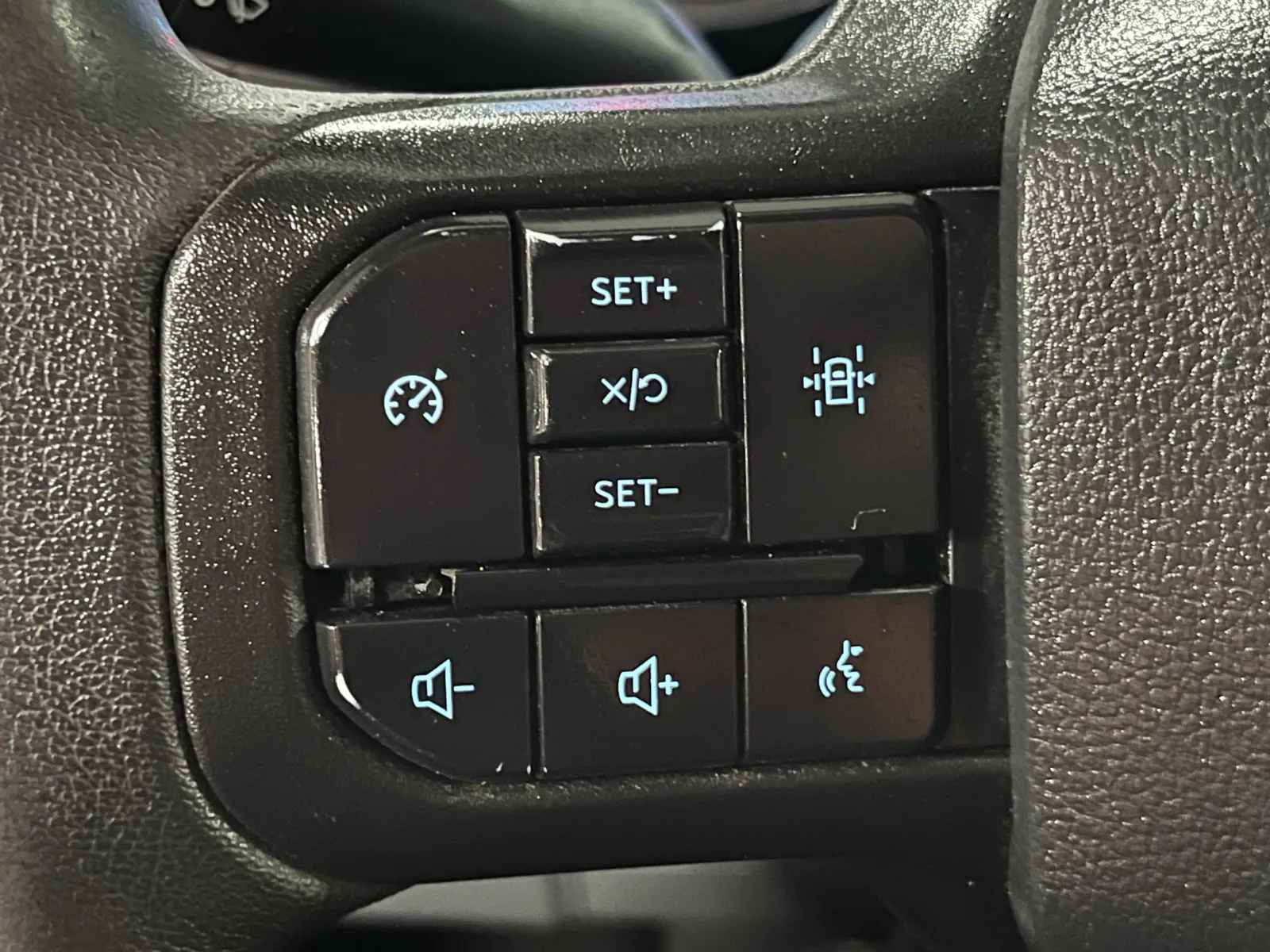 Ford F-150 photo 16