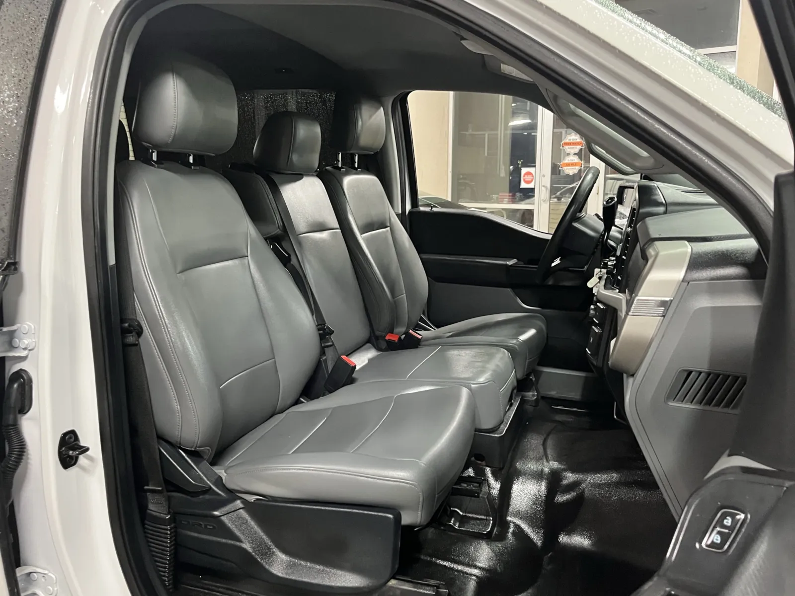 Ford F-150 photo 24