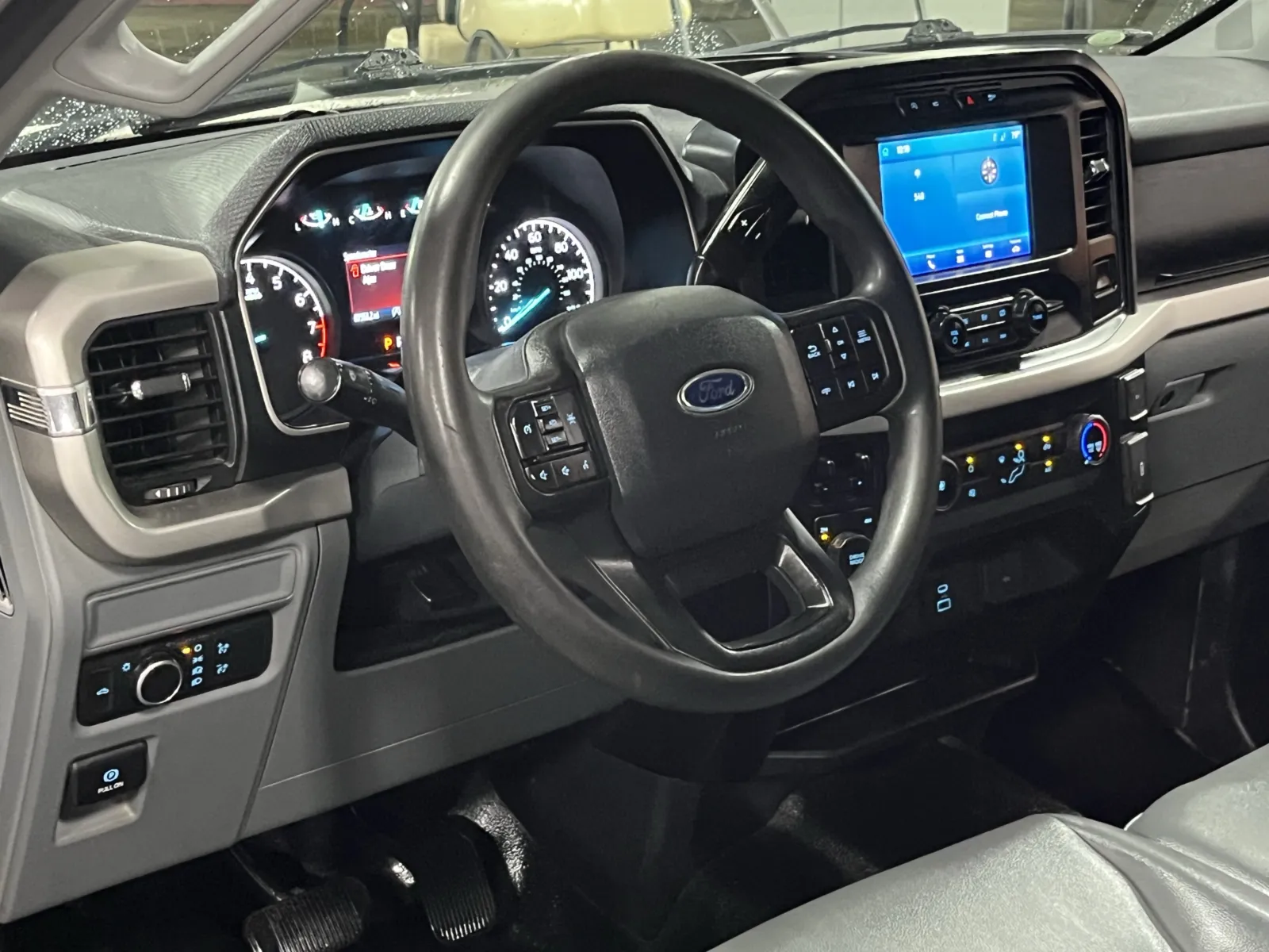 Ford F-150 photo 12