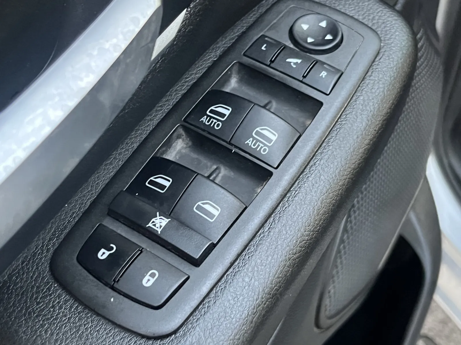 Ram 1500 photo 22