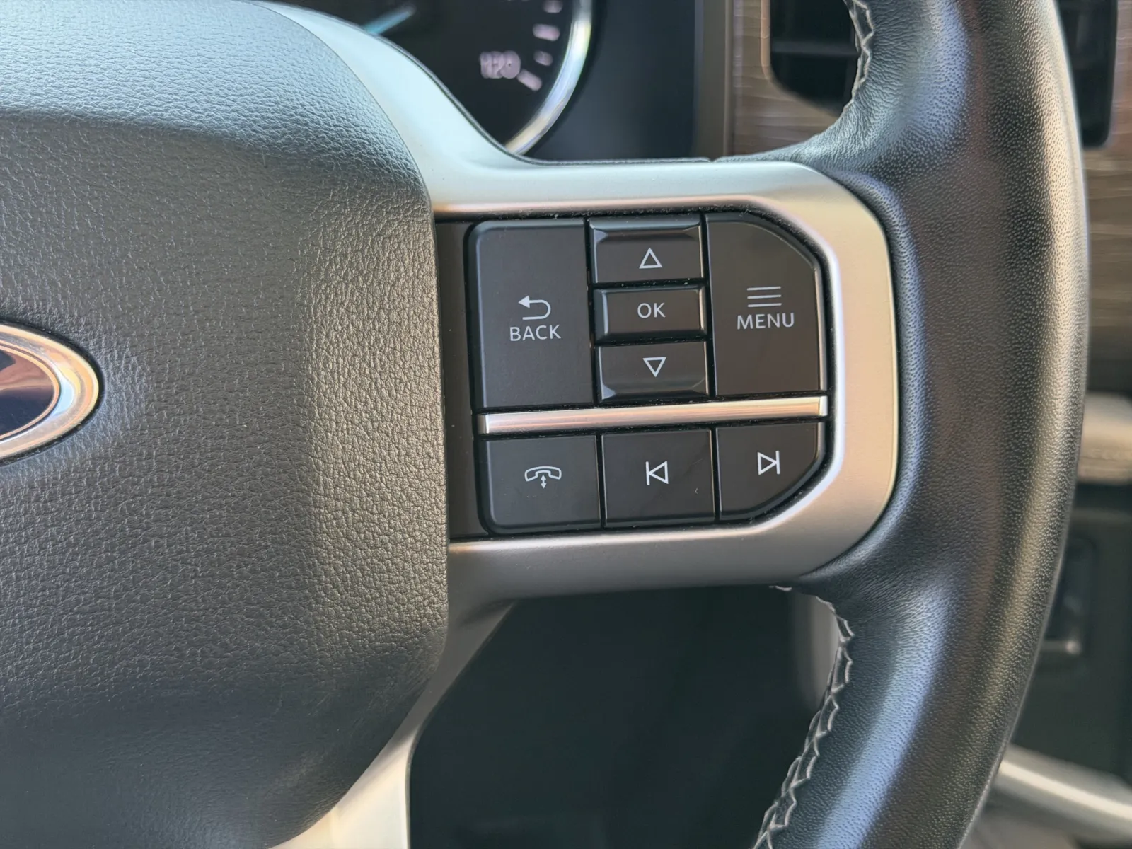 Ford Expedition MAX photo 15
