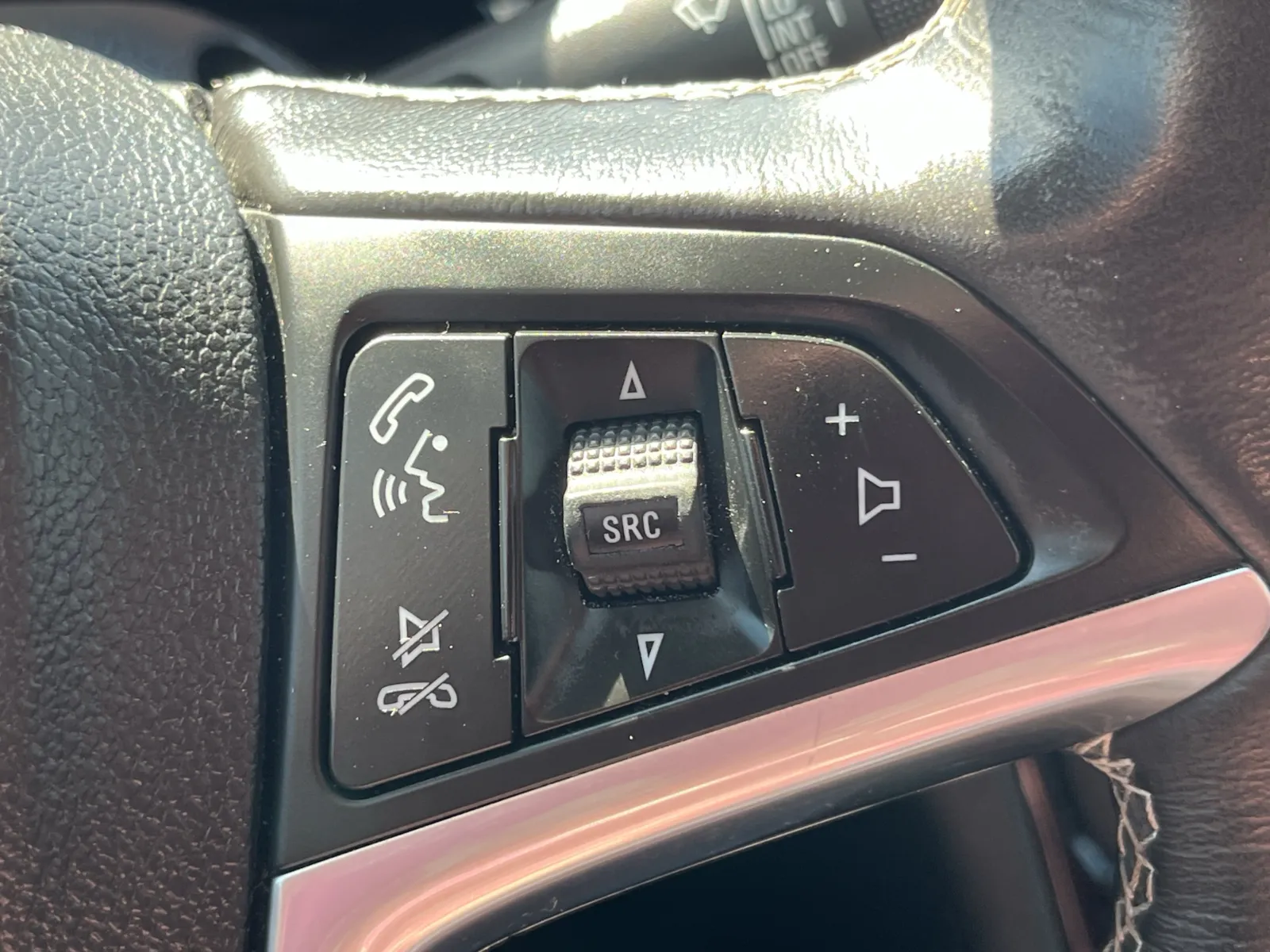 Buick Encore photo 16