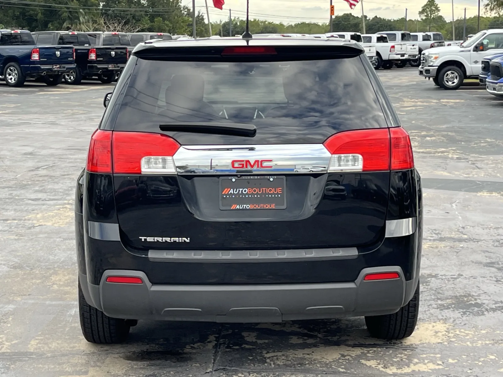 GMC Terrain photo 8