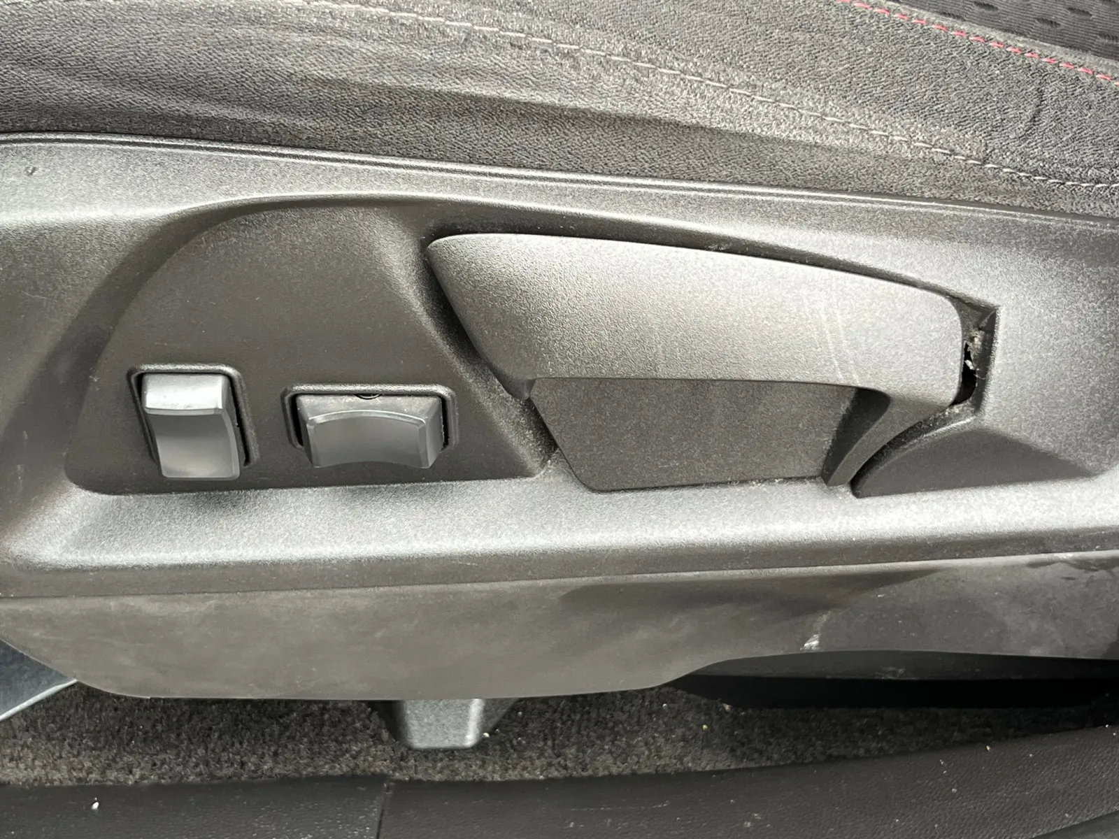 GMC Terrain photo 23