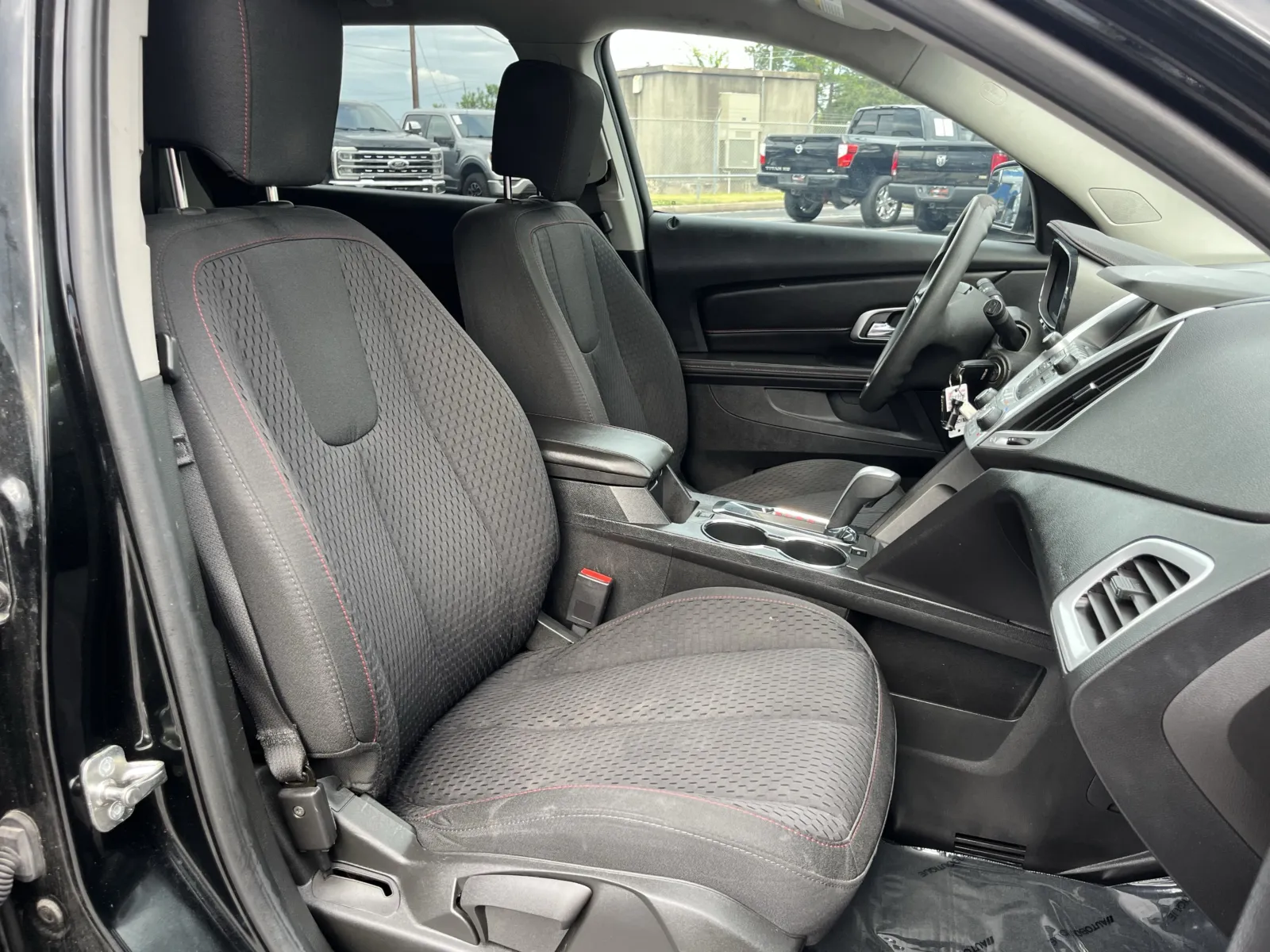GMC Terrain photo 25