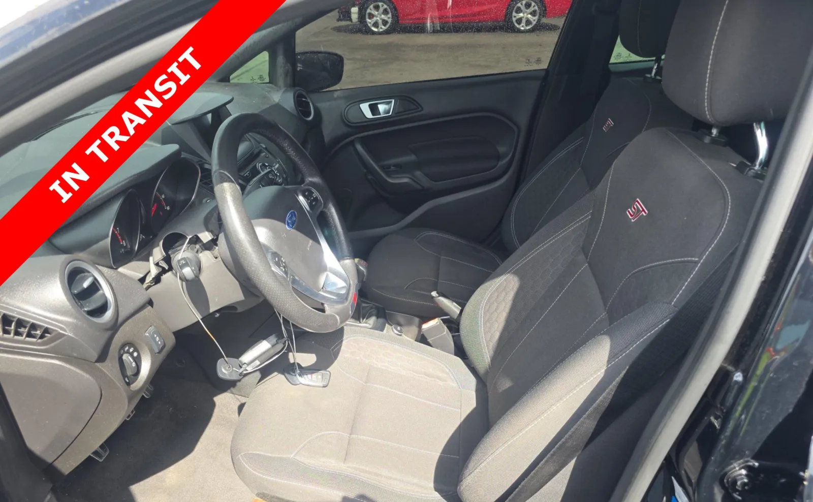 Ford Fiesta photo 6