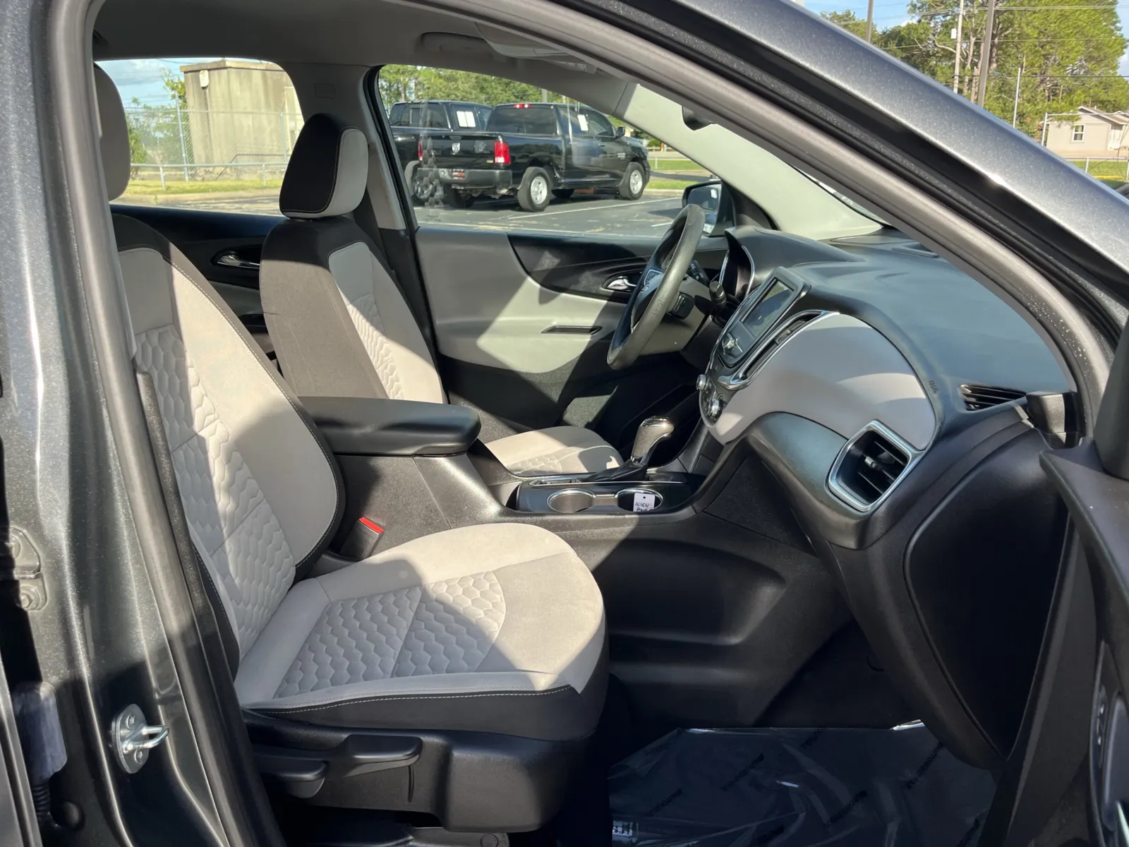 Chevrolet Equinox photo 24