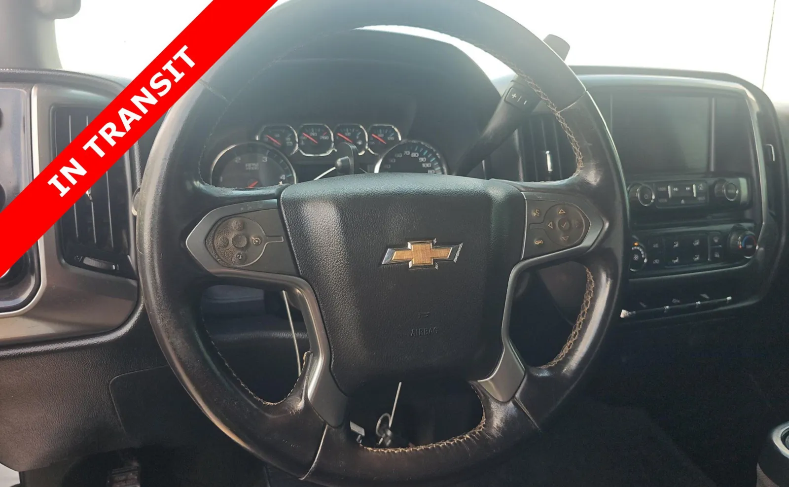 Chevrolet Silverado photo 5