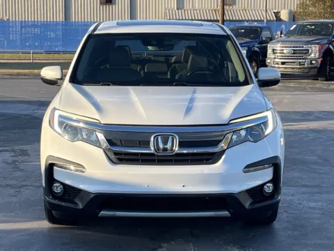 More photos of 2021 Honda Pilot EX-L at Auto Boutique Texas, TX