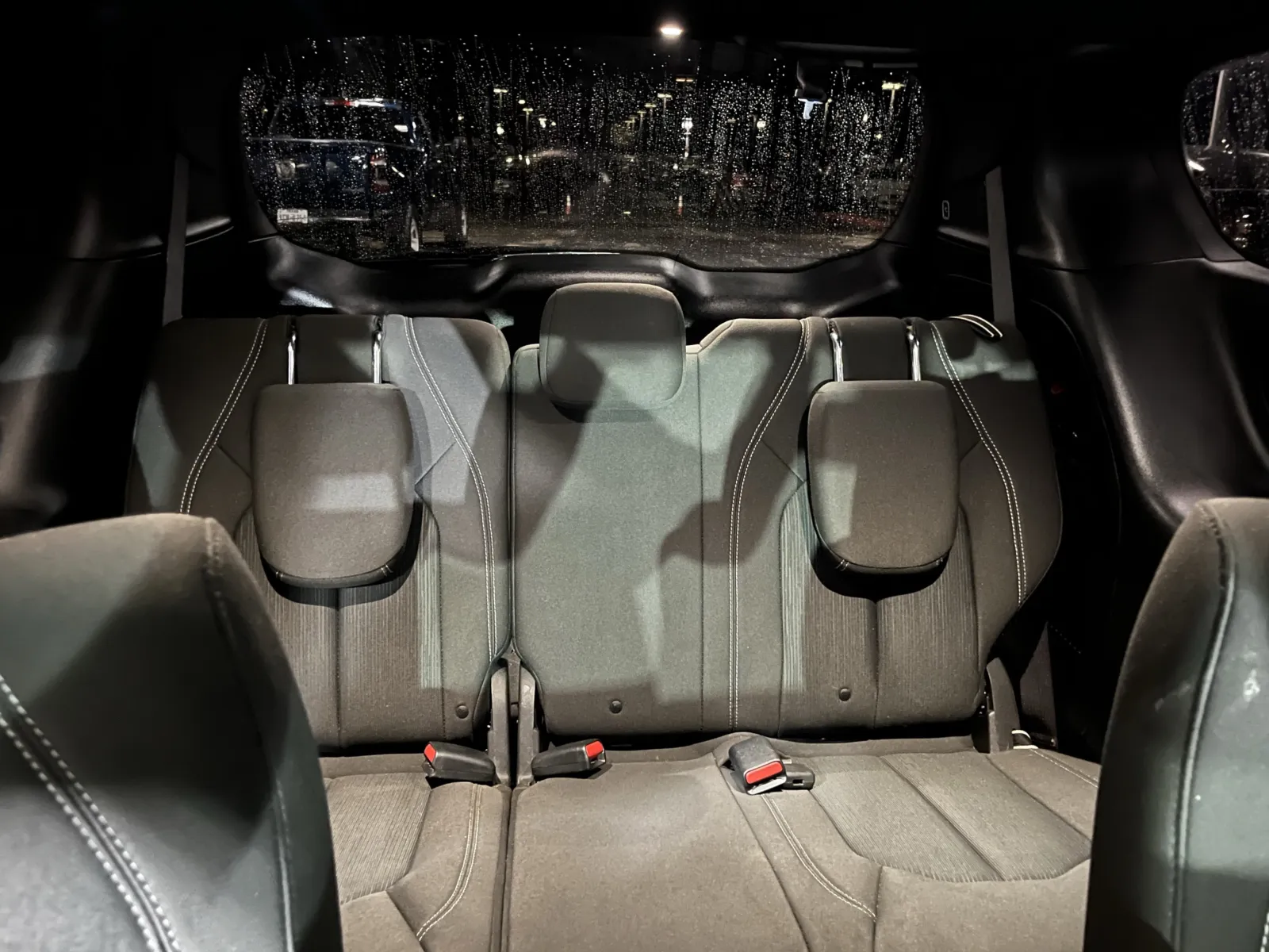 Chrysler Pacifica photo 28