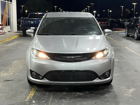 More photos of 2019 Chrysler Pacifica Touring Plus at Auto Boutique Texas, TX