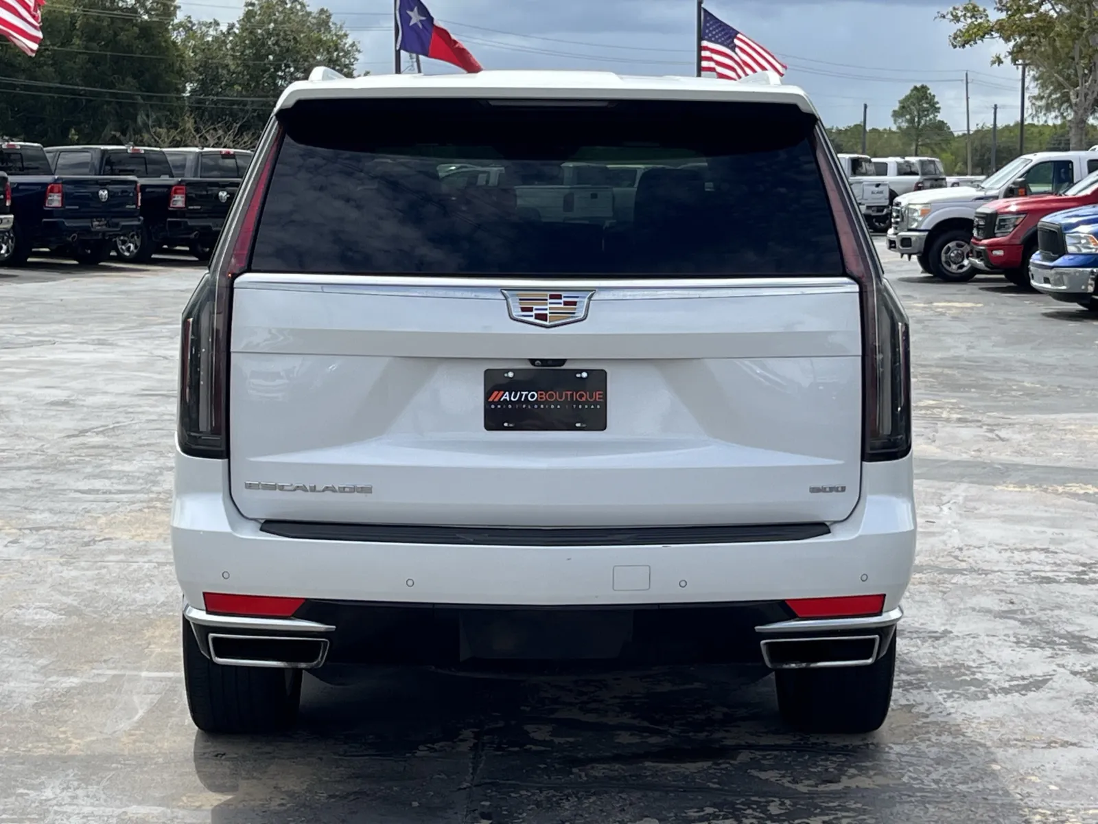 Cadillac Escalade photo 7