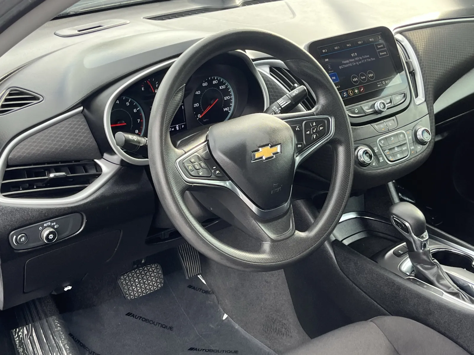 Chevrolet Malibu photo 14