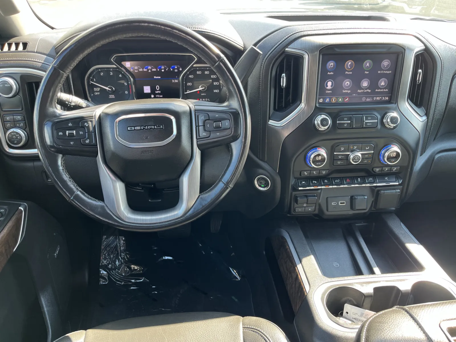 GMC Sierra photo 15