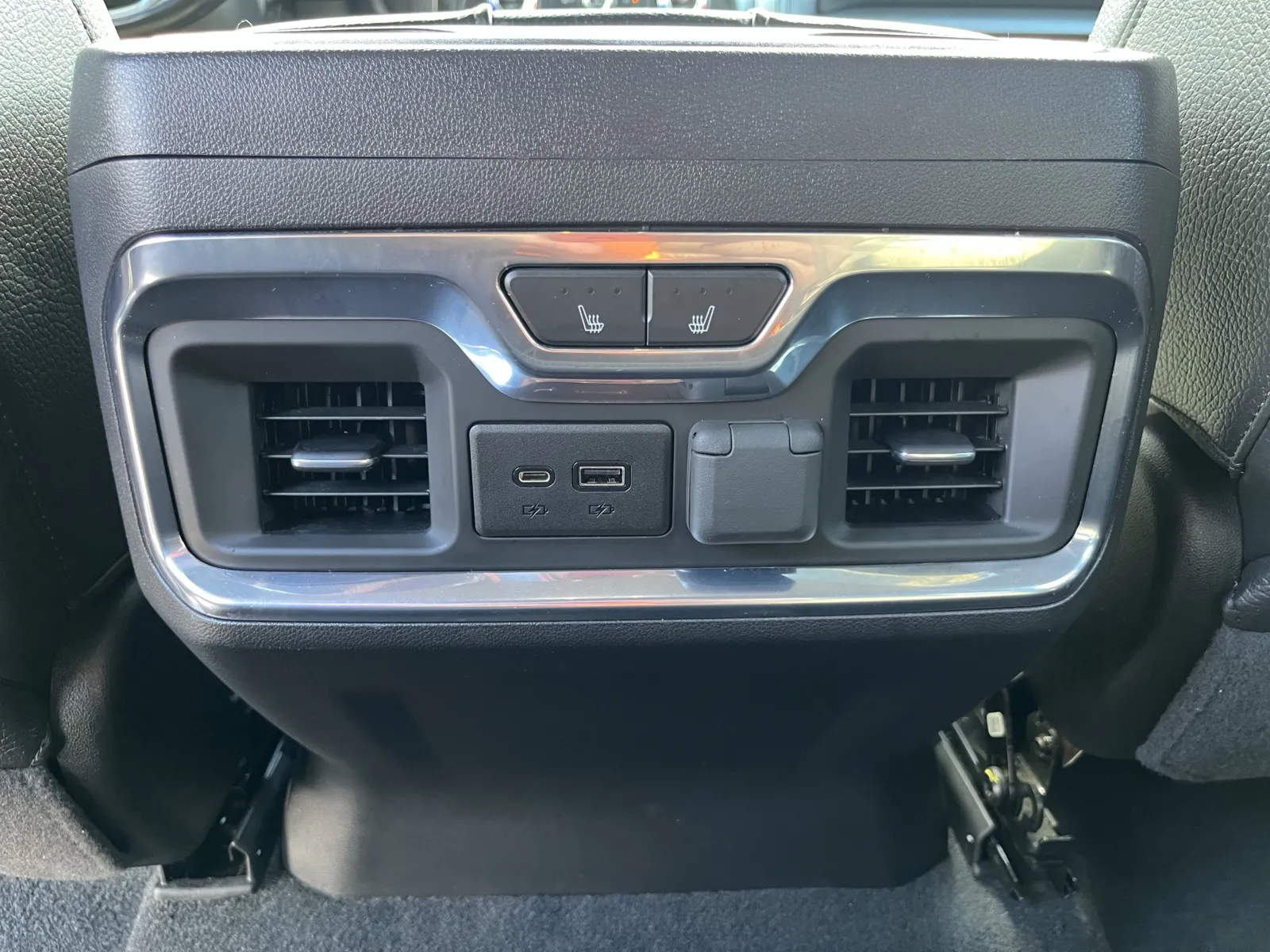 GMC Sierra photo 25