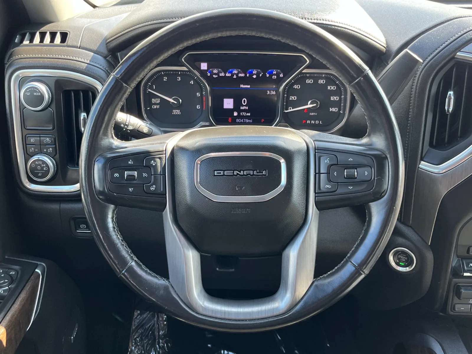 GMC Sierra photo 16
