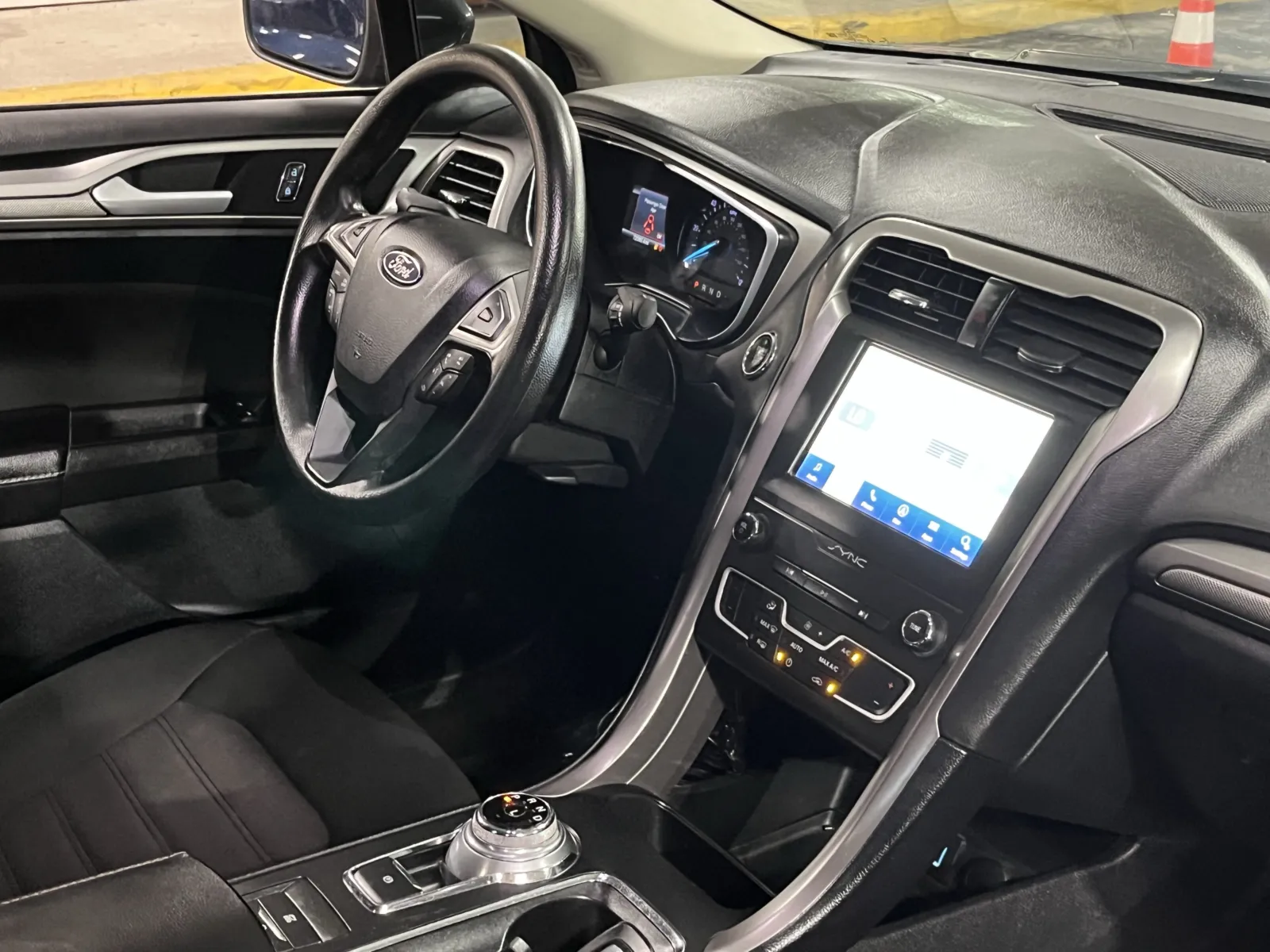 Ford Fusion photo 13