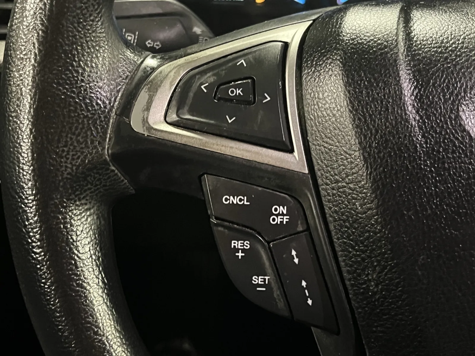 Ford Fusion photo 16