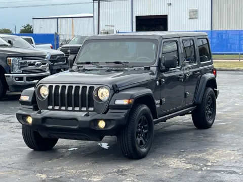 Photos of 2018 Jeep Wrangler Unlimited Sport for sale in Alvin, TX at Auto Boutique Texas