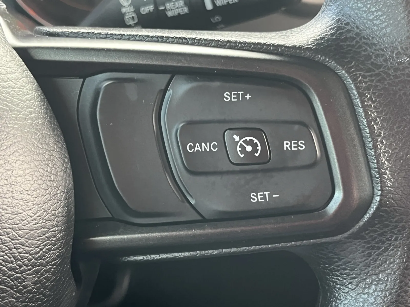 Jeep Wrangler photo 19