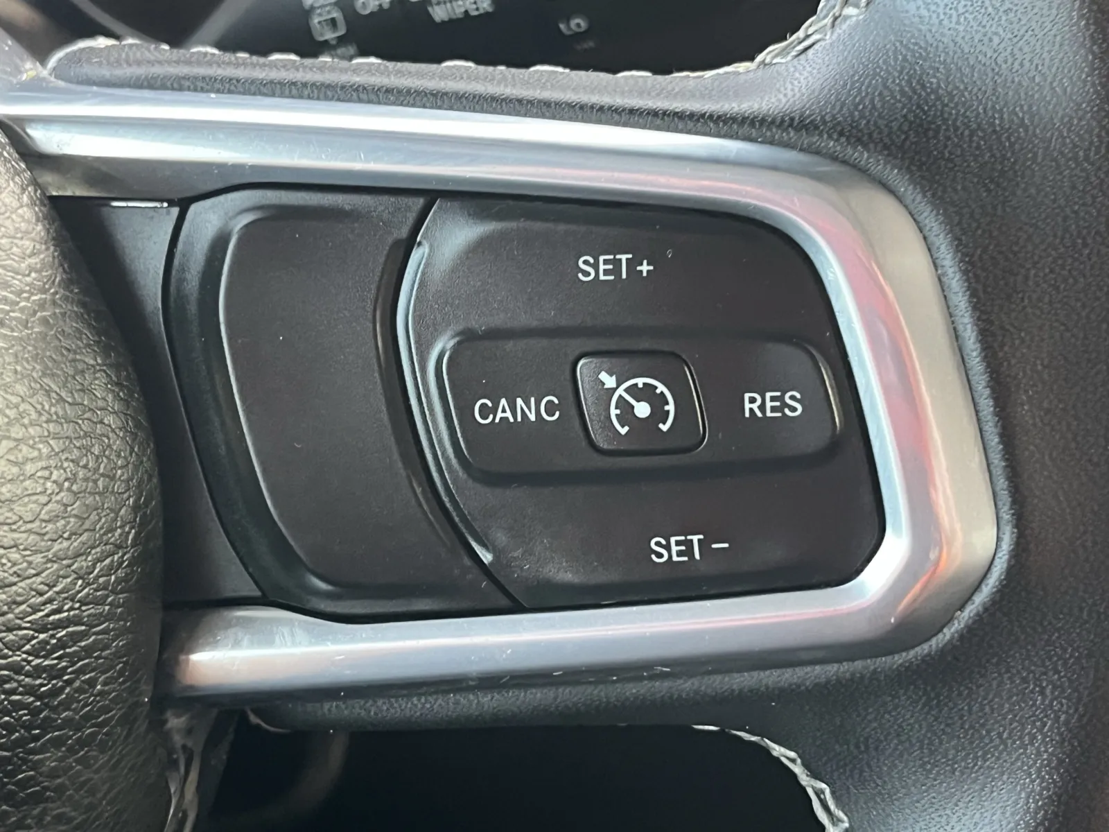 Jeep Wrangler photo 19