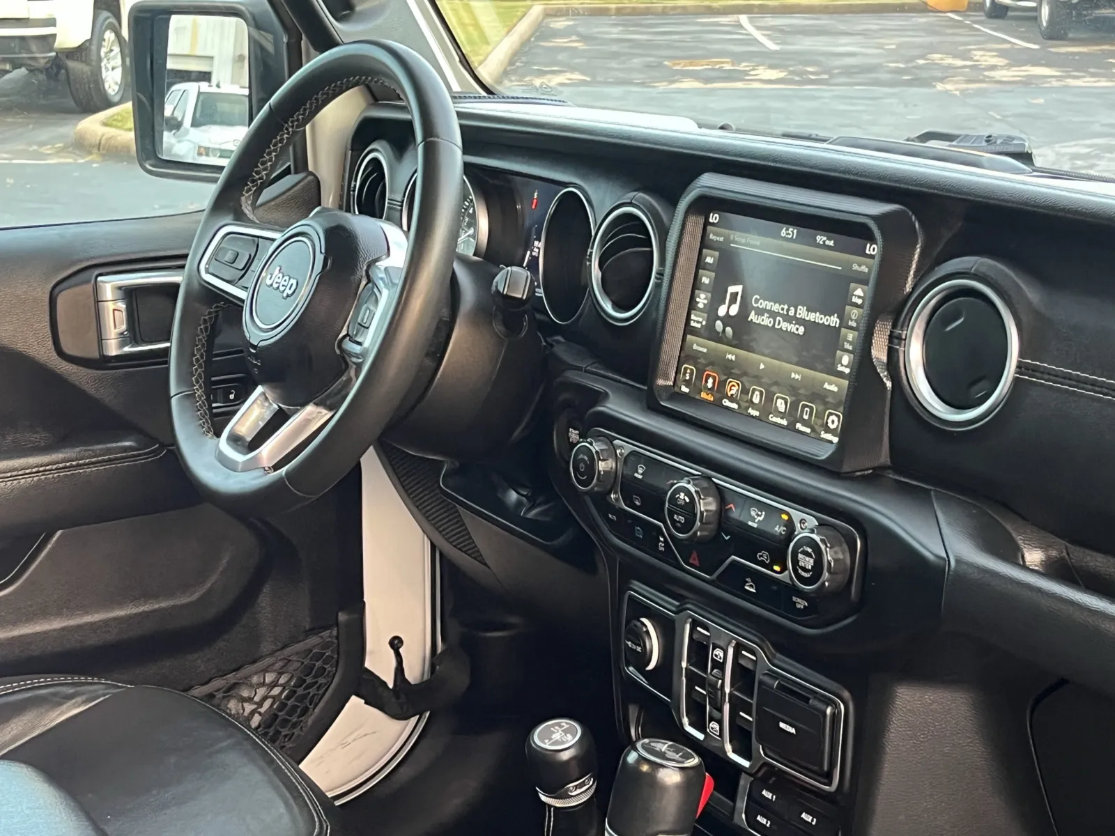 Jeep Wrangler photo 15