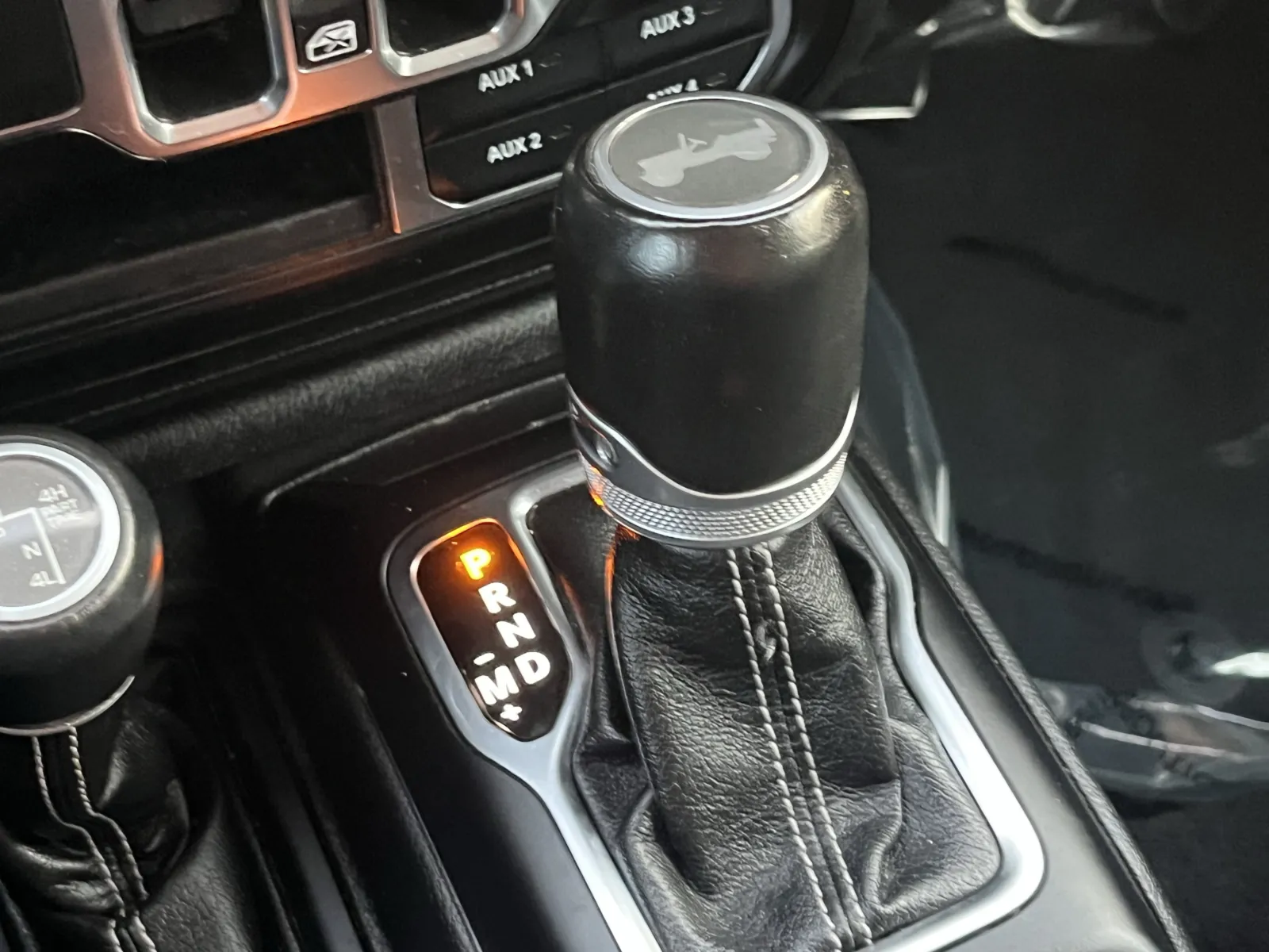 Jeep Wrangler photo 21