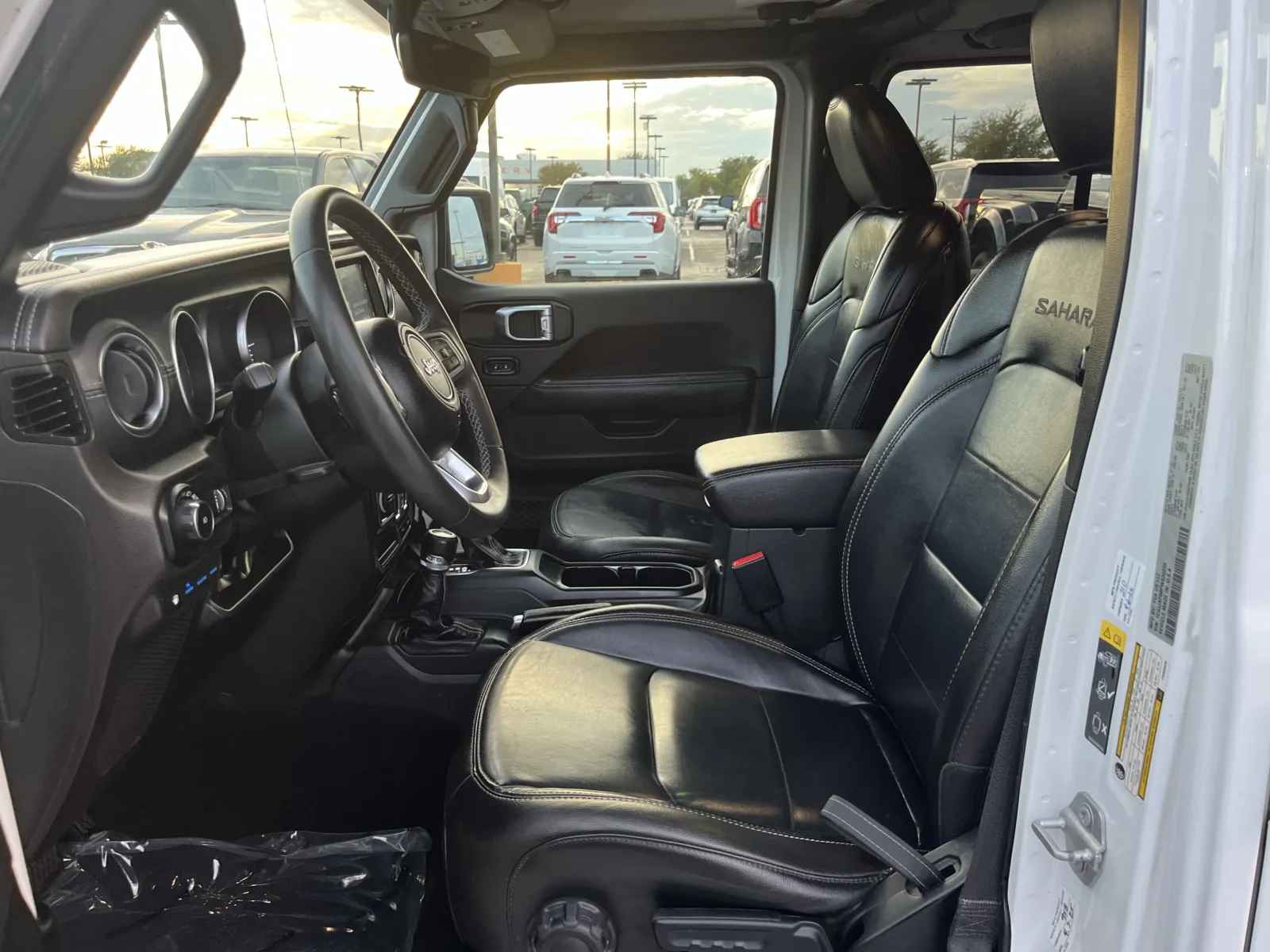 Jeep Wrangler photo 24