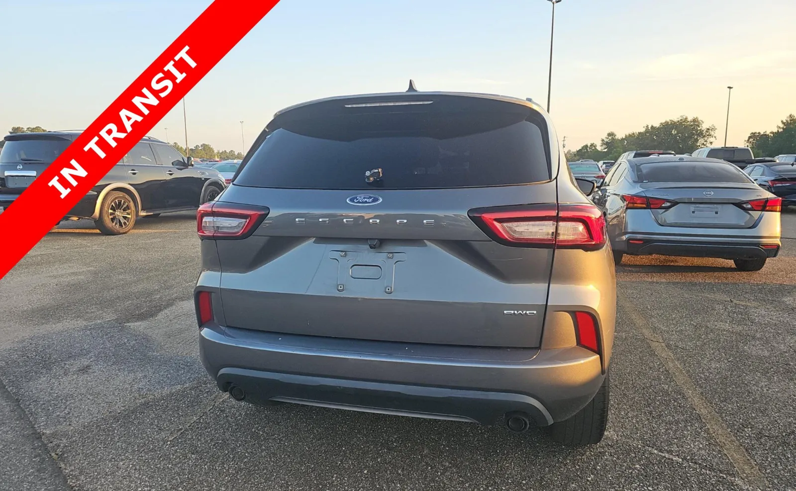 Ford Escape photo 4
