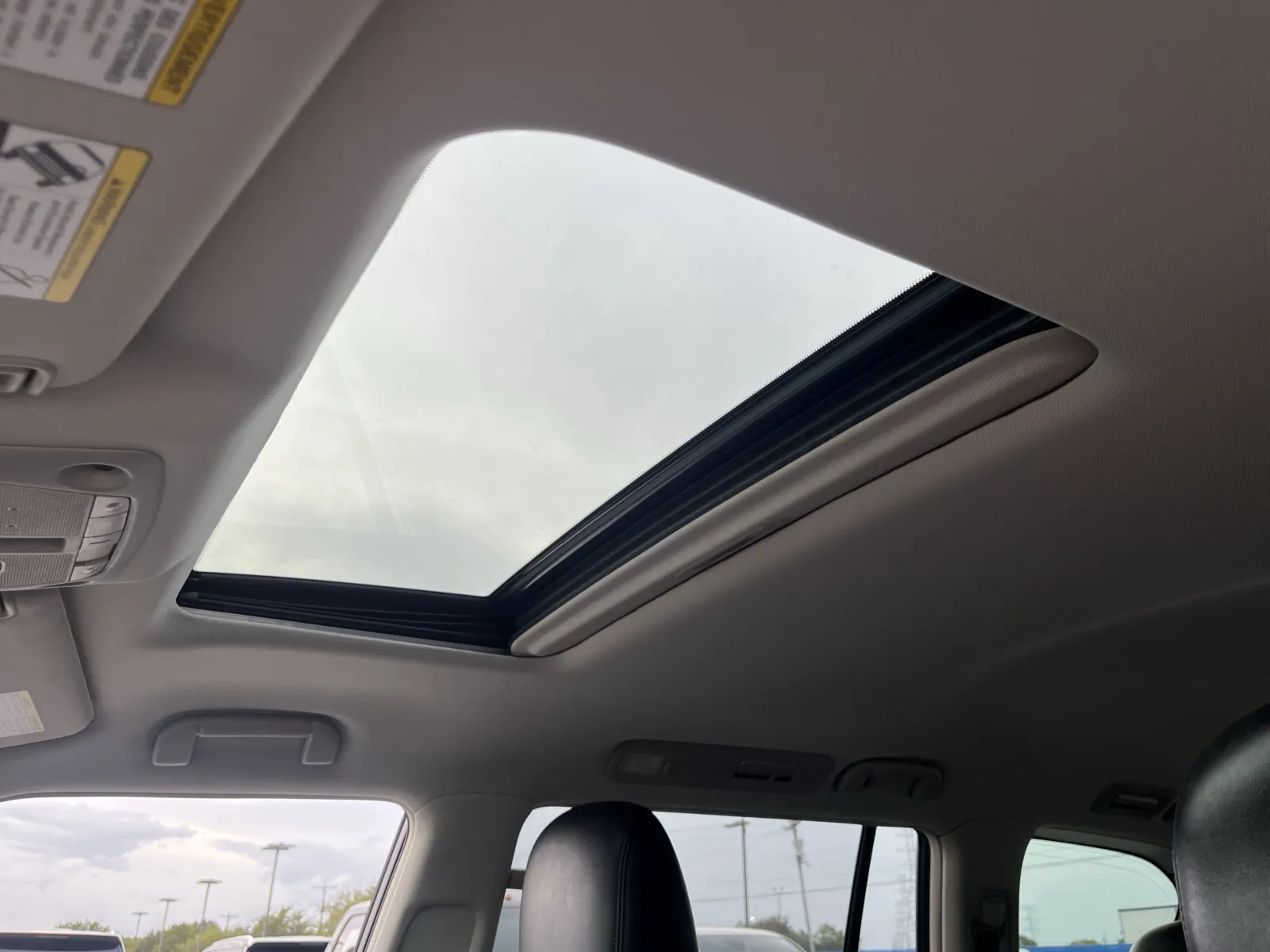 Nissan Armada photo 7
