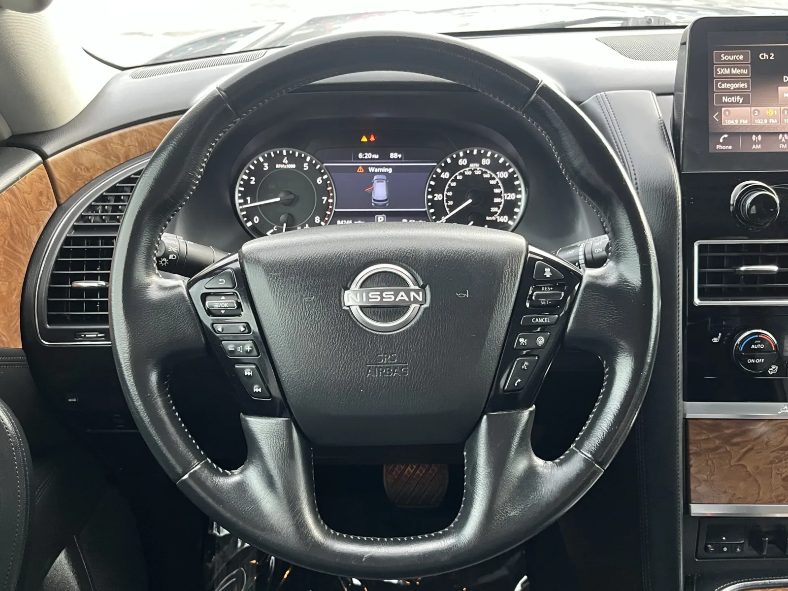 Nissan Armada photo 19