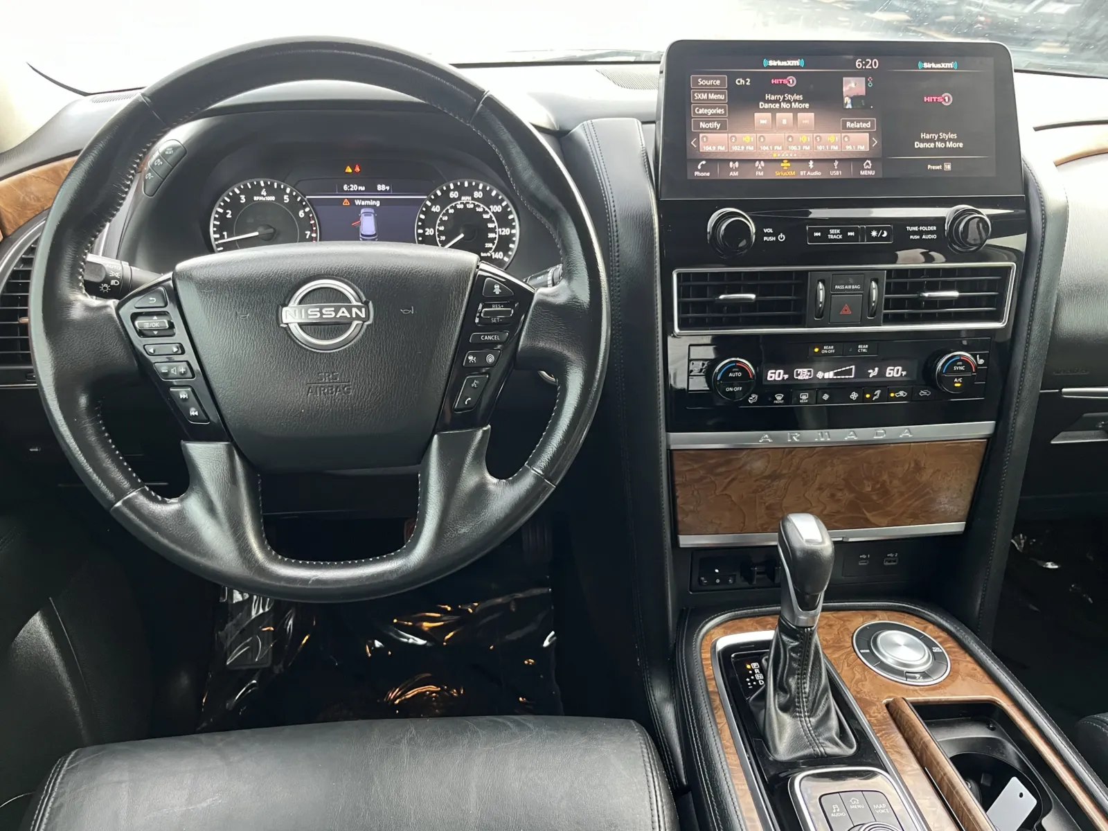 Nissan Armada photo 18