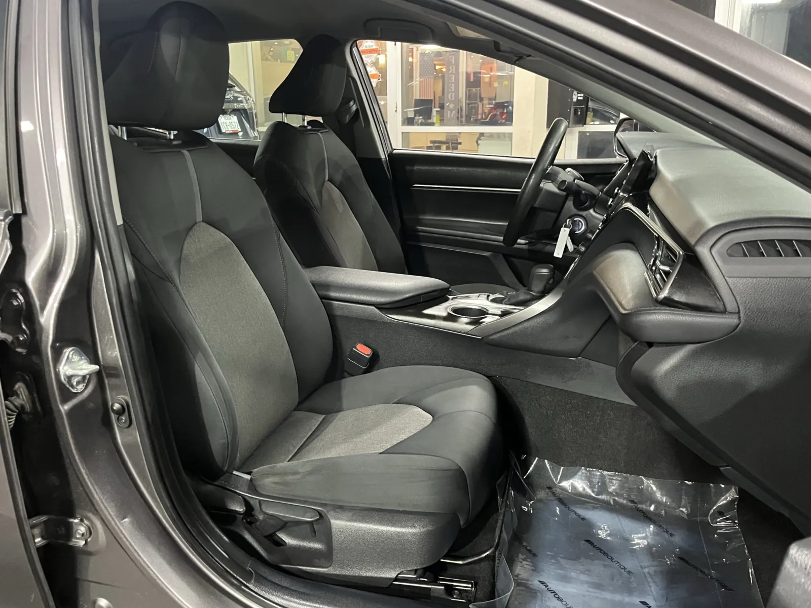 Toyota Camry photo 25