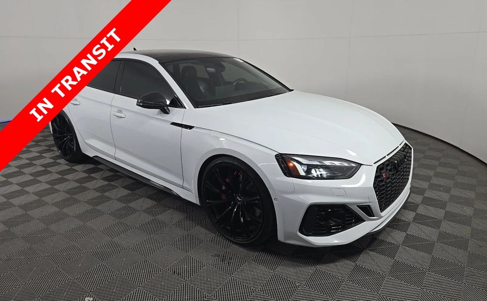 Audi RS 5 photo 3