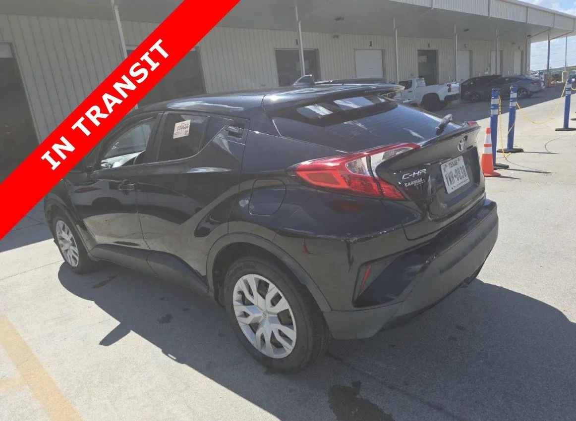 Toyota C-HR photo 5