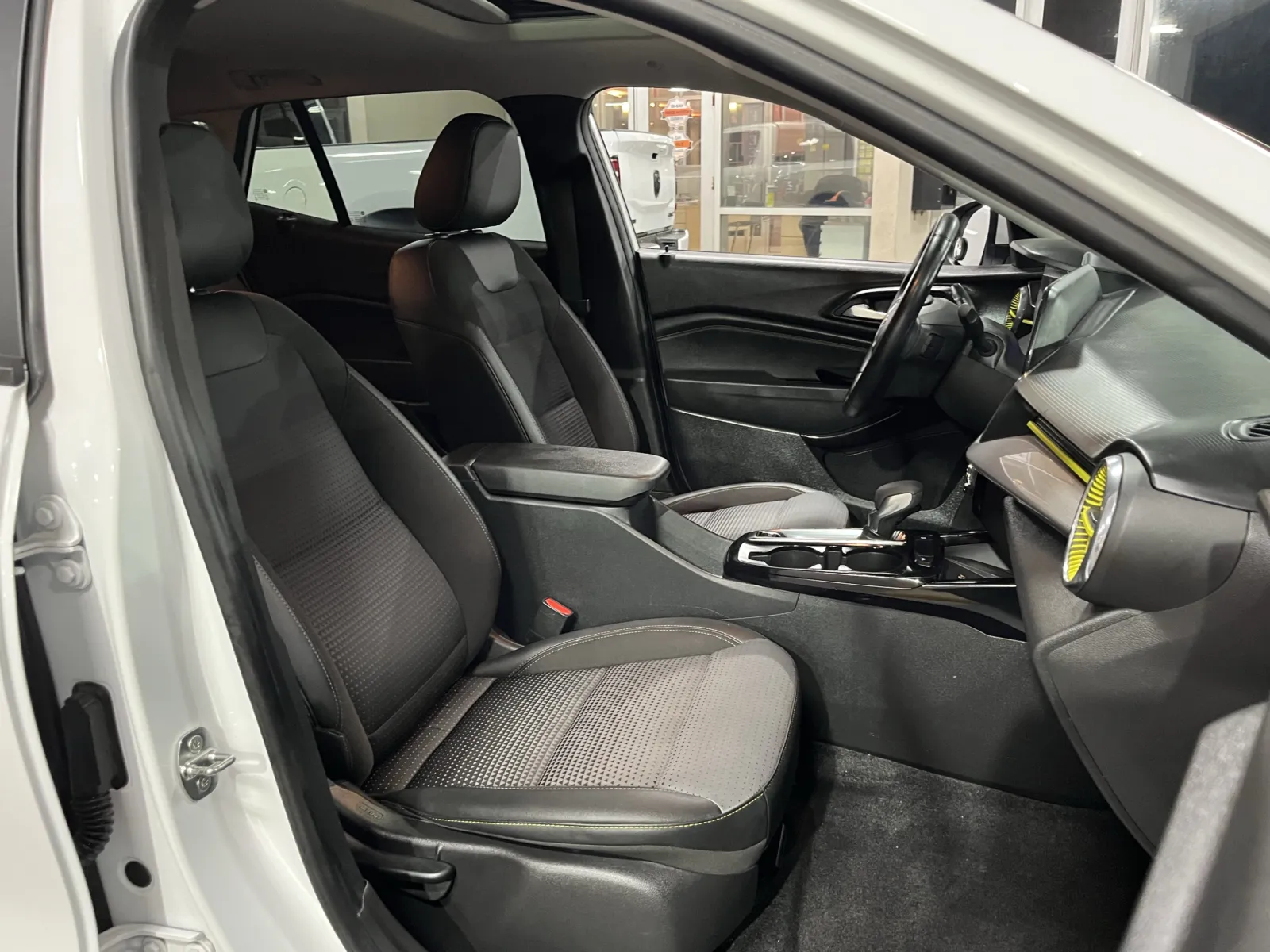 Chevrolet Trax photo 24