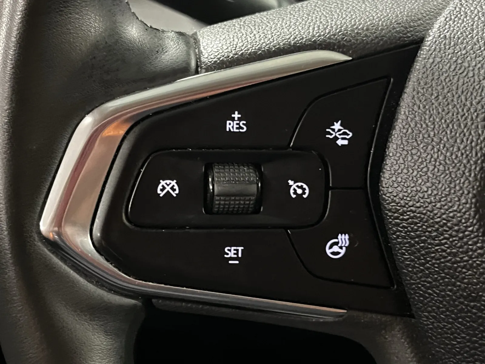 Chevrolet Trax photo 16