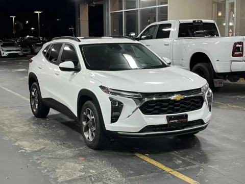 Photos of 2024 Chevrolet Trax LT for sale in Alvin, TX at Auto Boutique Texas