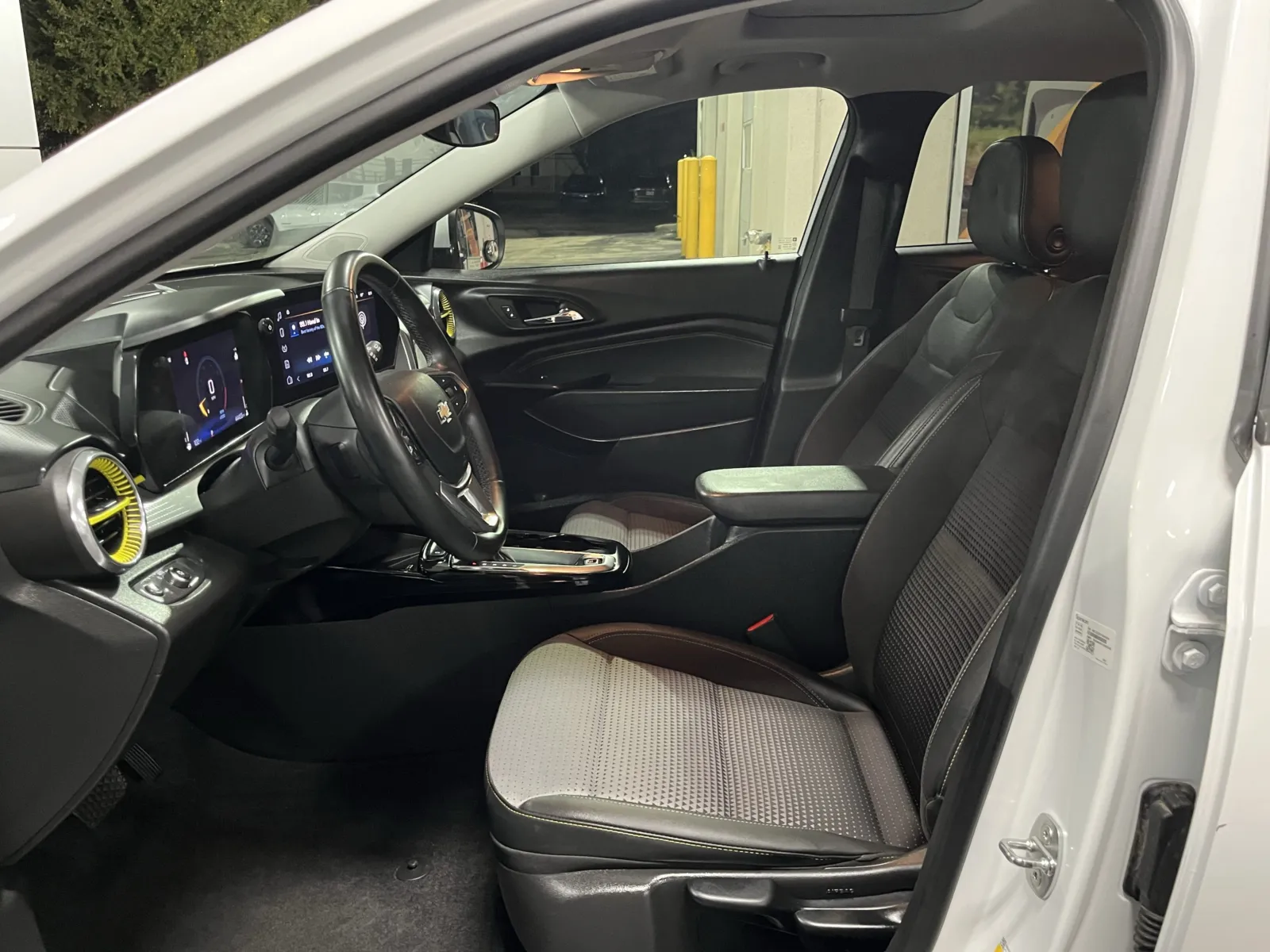 Chevrolet Trax photo 23