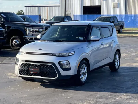 Photos of 2020 Kia Soul S for sale in Alvin, TX at Auto Boutique Texas