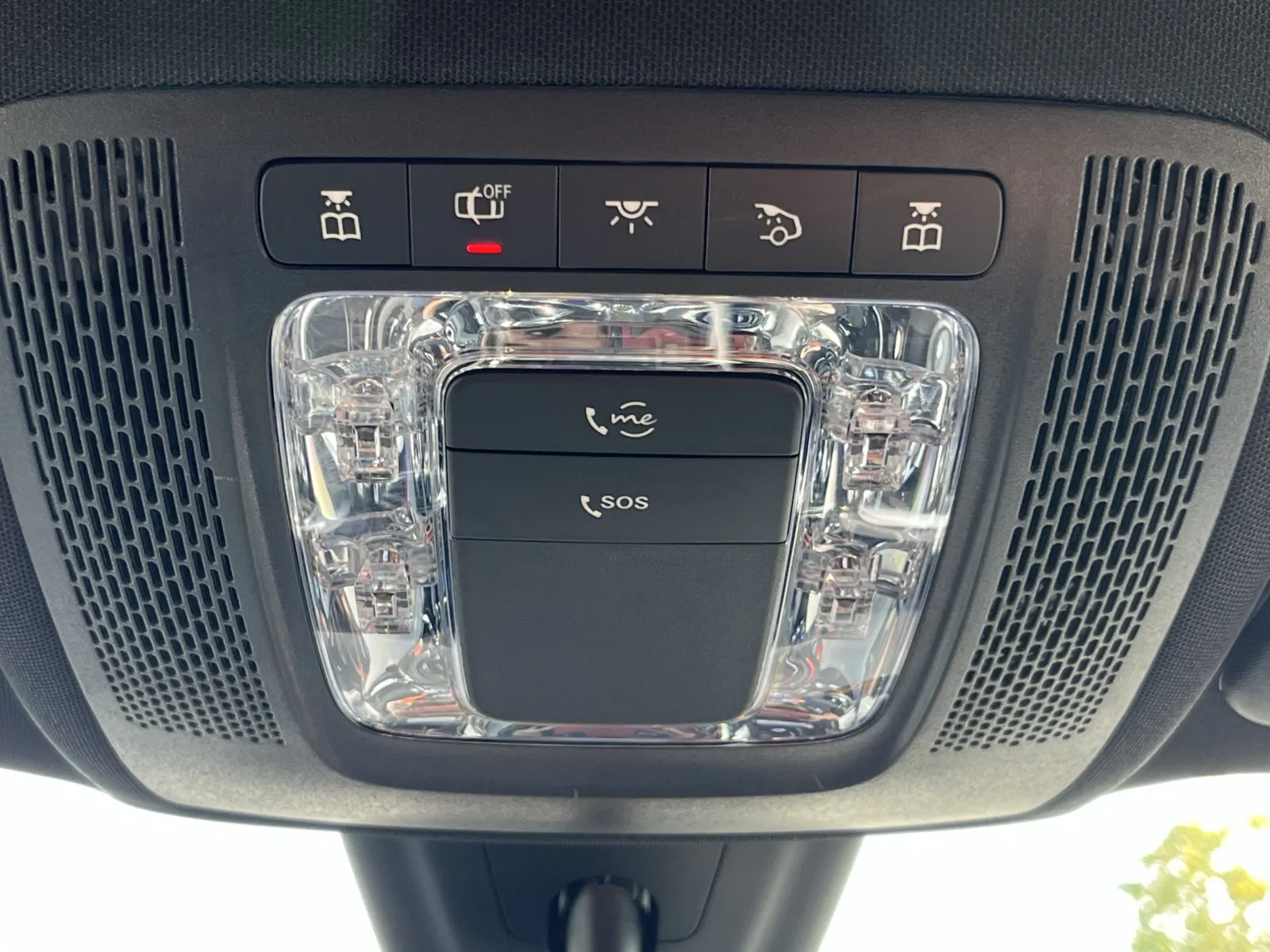 Mercedes-Benz GLB photo 22